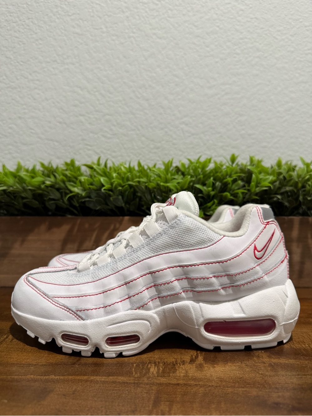 Nike Air Max 95 Recraft Candy Cane (GS) Sneakers II4053-101 Size 5Y Women’s 6.5 - Picture 2 of 11